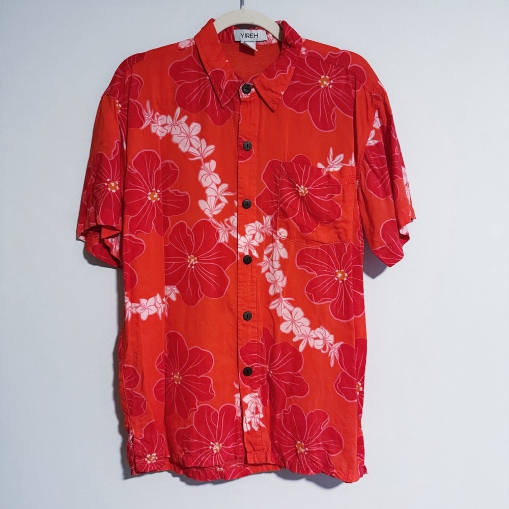 YIREH - Red Hibiscus and Plumeria Lei Short Sleeve Button Down Shirt